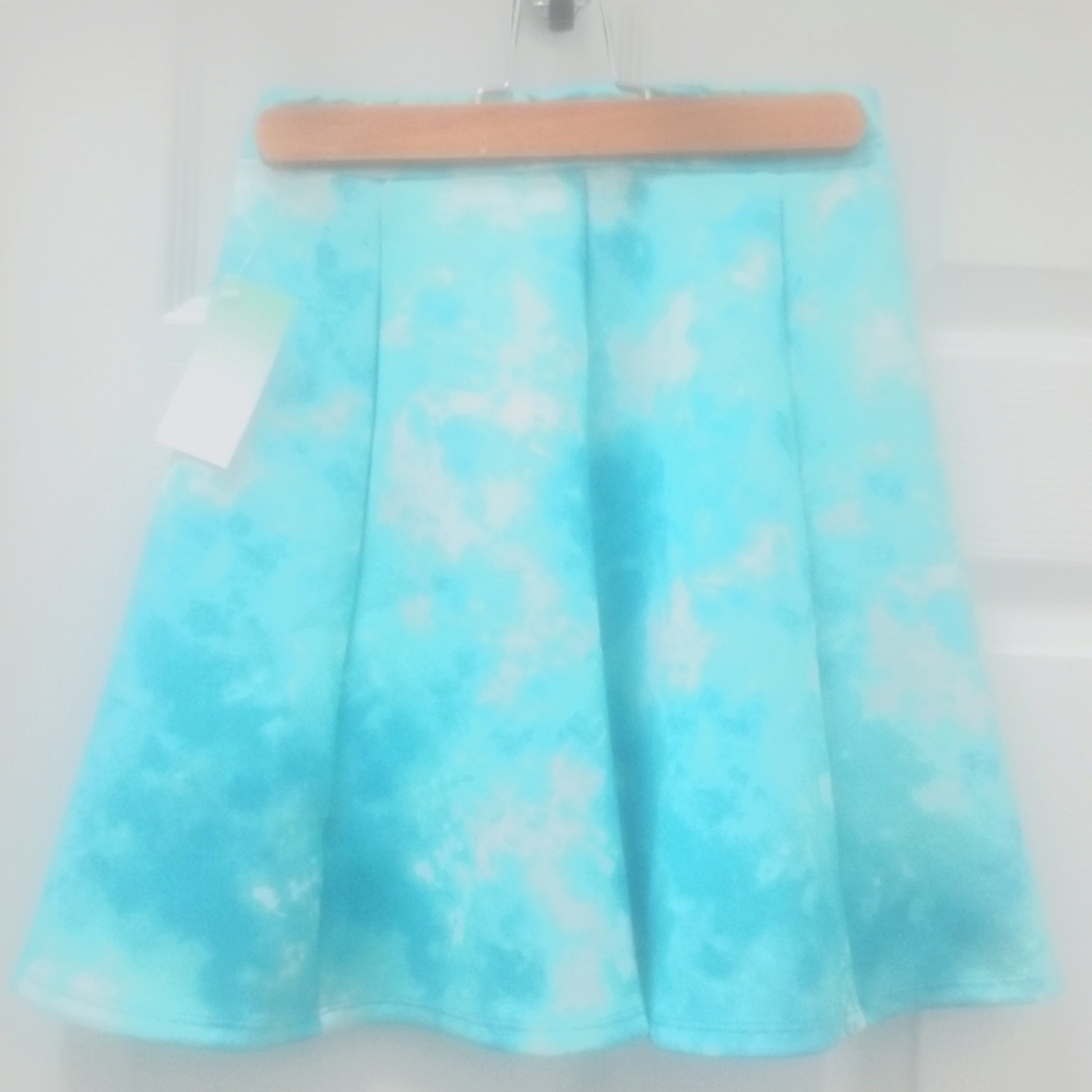 Decree Activewear Flare Mini-Skirt NWT(x-small)